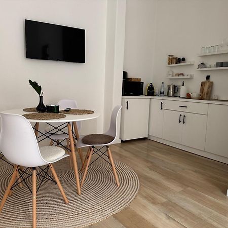Central - Cozy Studio Arad Exterior foto