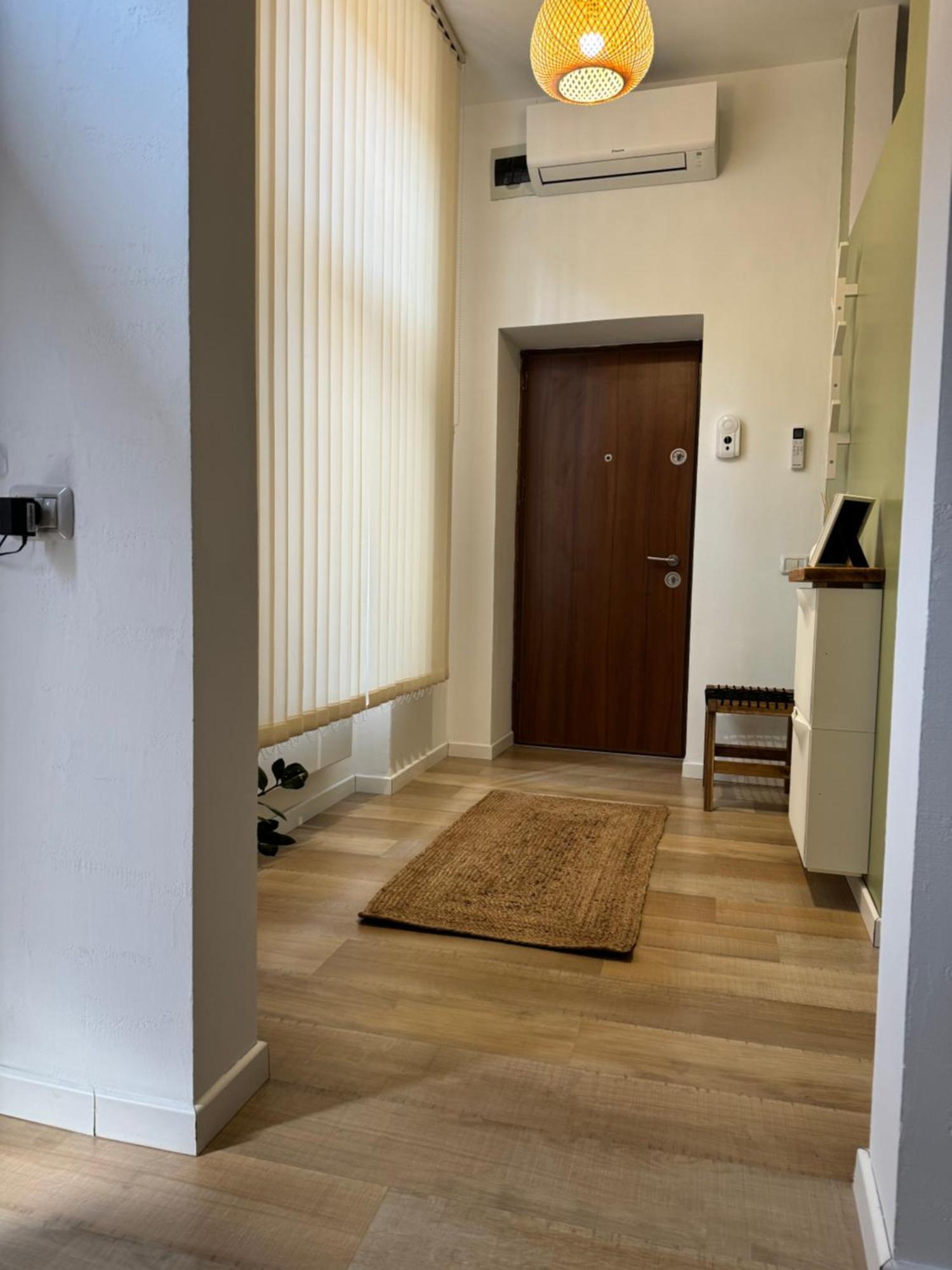 Central - Cozy Studio Arad Exterior foto